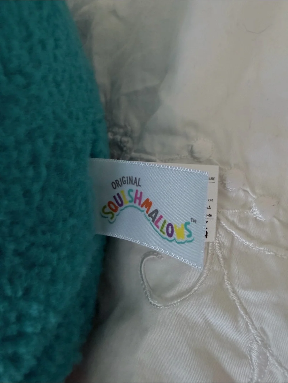 Squishmallows Teal Llama Plush - Cute Embroidered Face